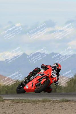 media/Nov-16-2025-Race Pace (Sun) [[8c5fa54630]]/Non Verified Riders (1st 20 Minutes)/7-Turn 9 Entry (210pm)/